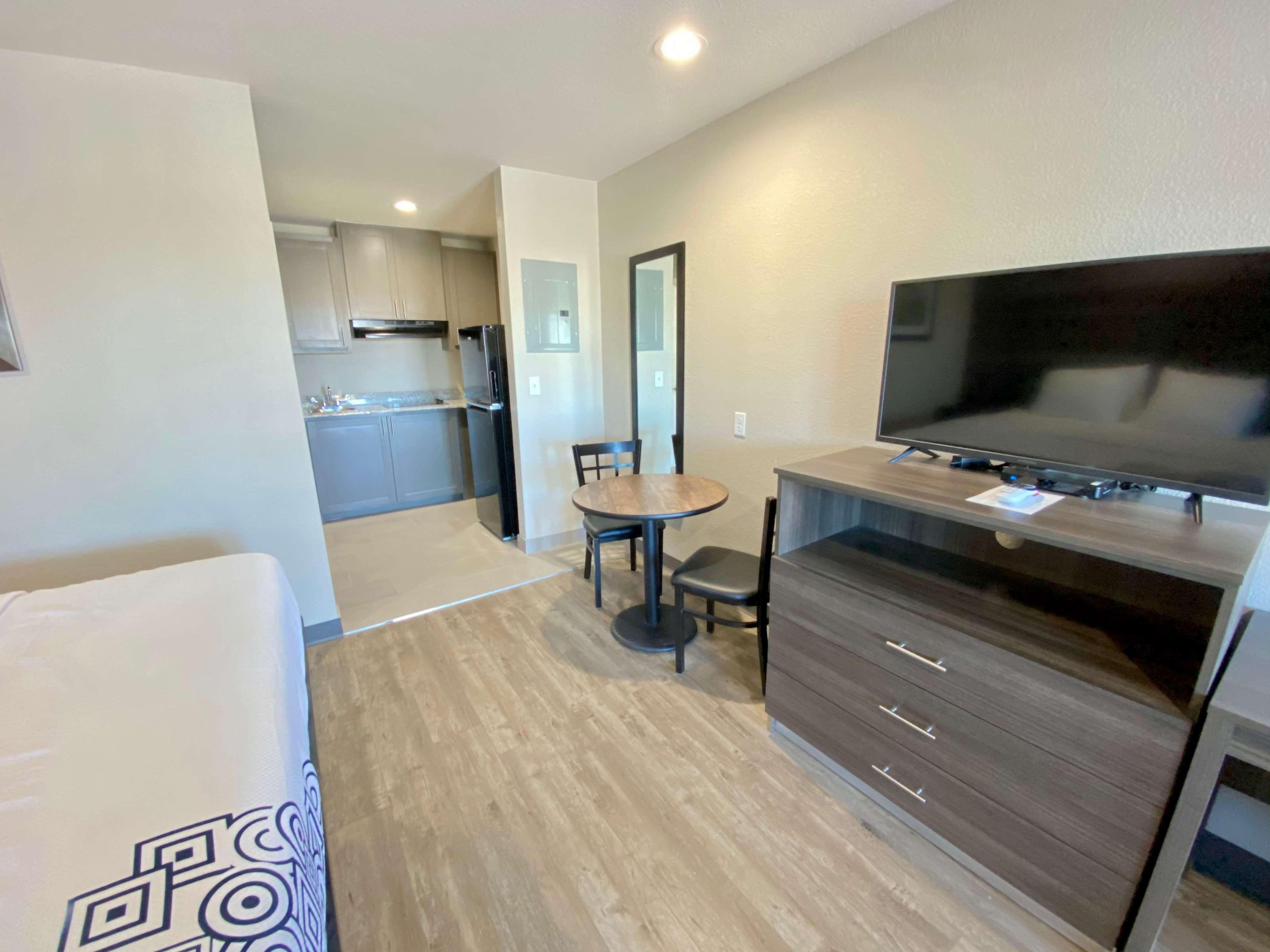 Surestay Plus Hotel By Best Western Ada מראה חיצוני תמונה