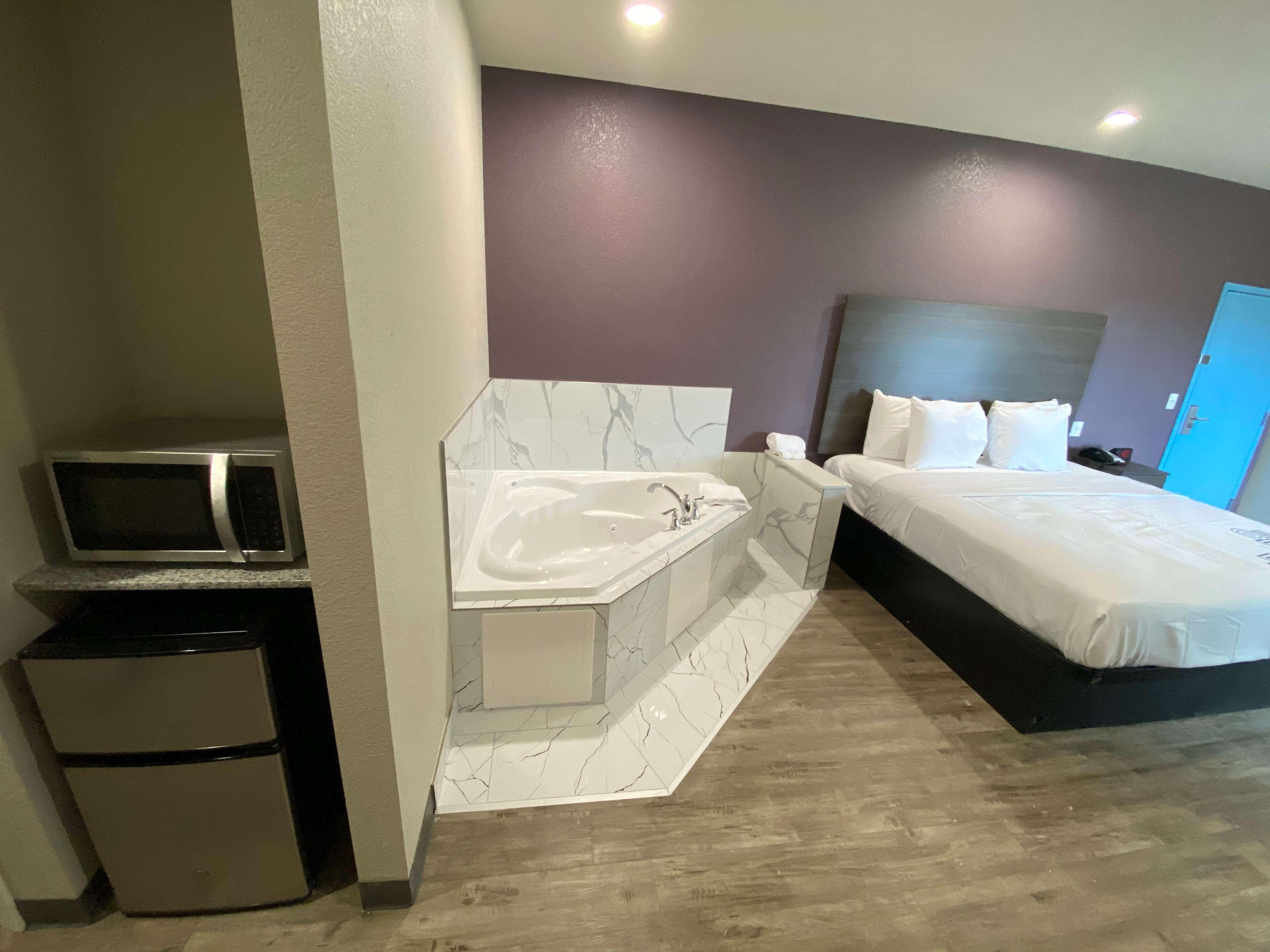 Surestay Plus Hotel By Best Western Ada מראה חיצוני תמונה